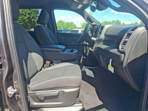 New 2025 RAM 2500 Tradesman image 17