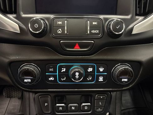 Used 2019 GMC Terrain SLT w/ Preferred Package AWD/4WD image 21