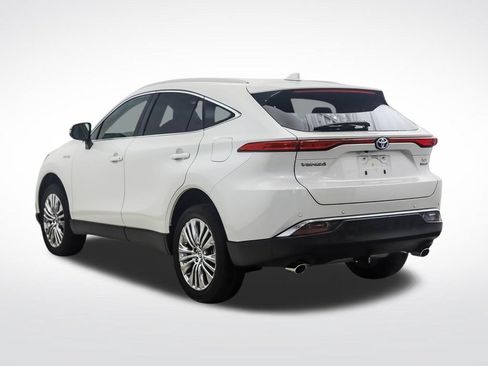 Used 2021 Toyota Venza XLE w/ Softex Package AWD/4WD image 3