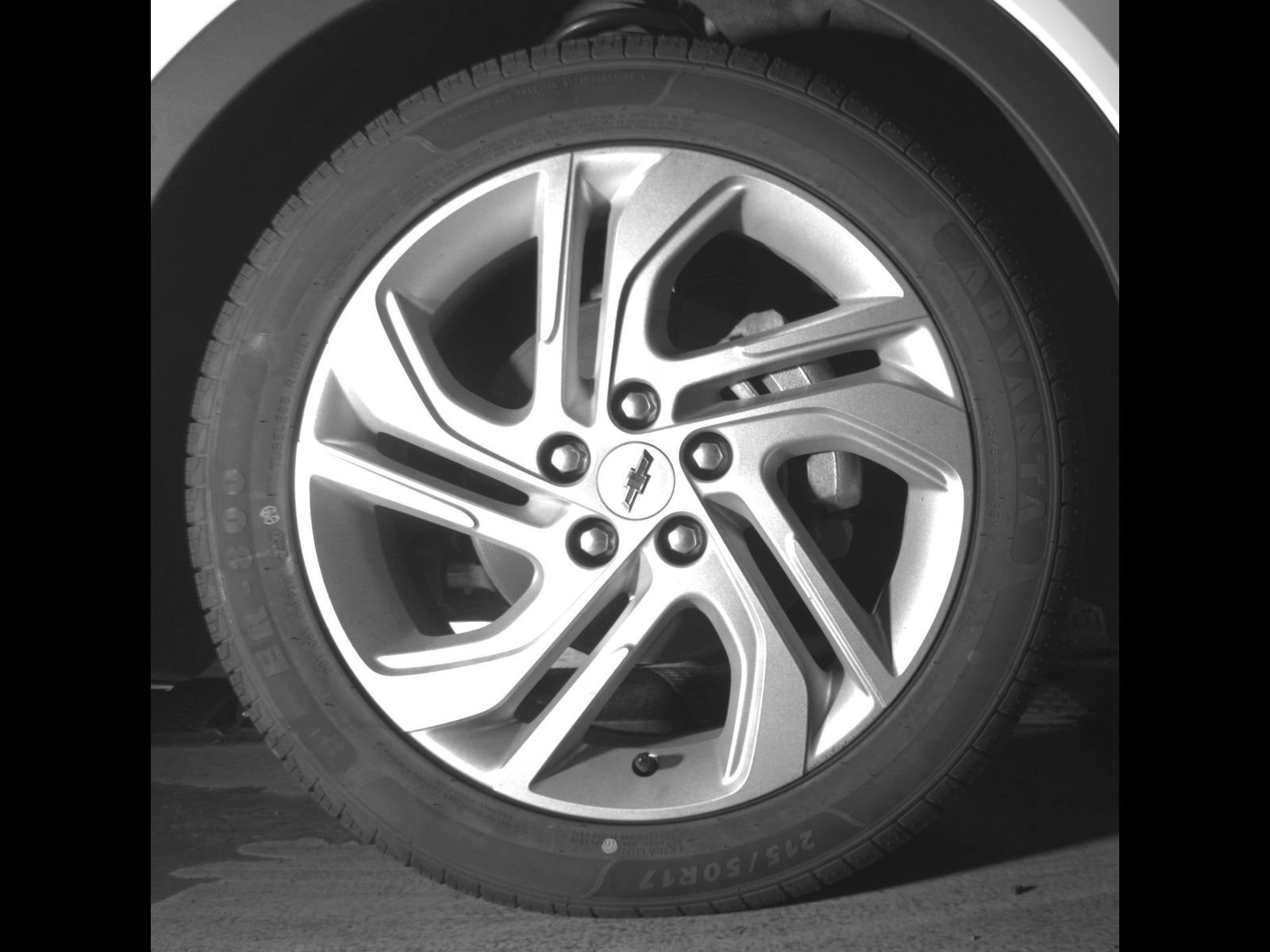Used 2023 Chevrolet Bolt LT w/ Driver Confidence Package FWD image 9