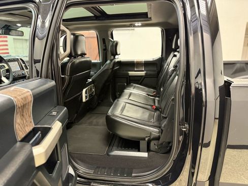 Used 2019 Ford F250 Lariat image 44