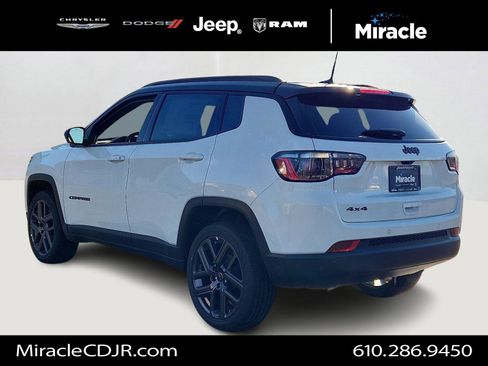 New 2026 Jeep Compass Limited image 3