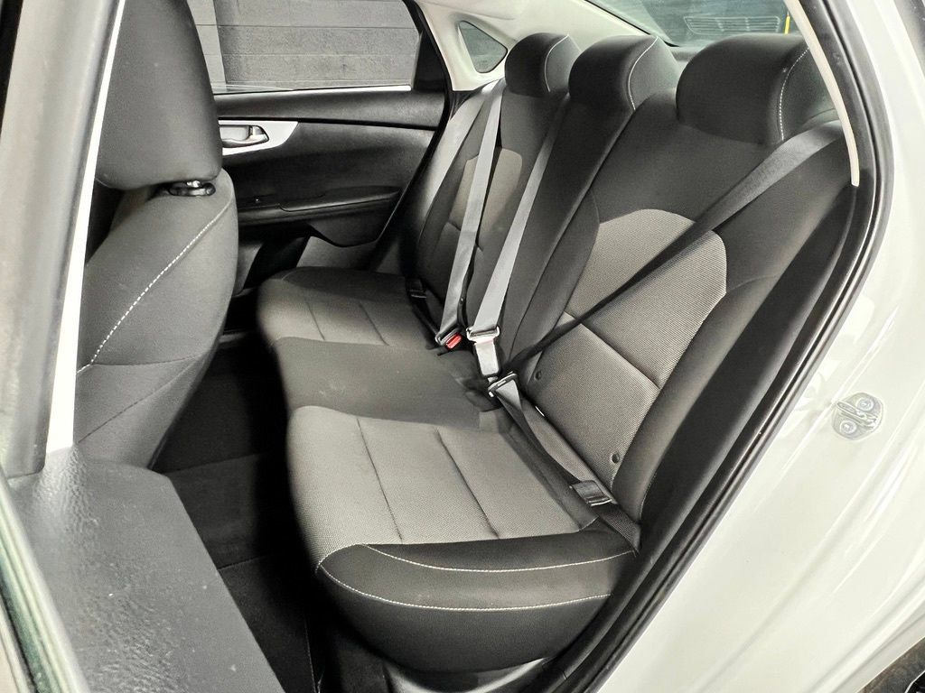 Used 2023 Kia Forte Sedan FWD image 17
