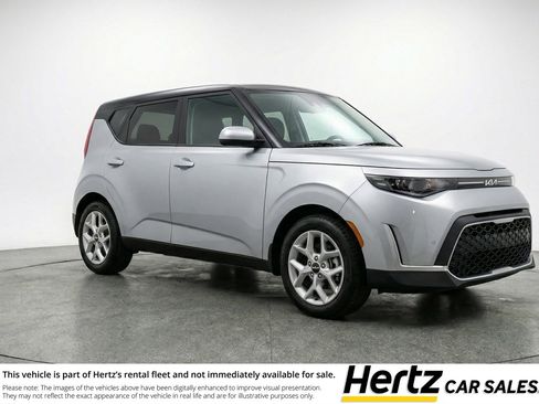 Used 2025 Kia Soul LX w/ LX Technology Package image 1