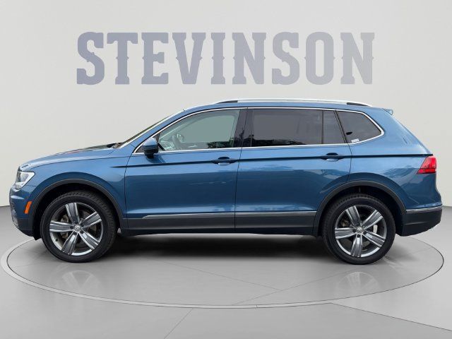 Used 2020 Volkswagen Tiguan SEL AWD/4WD image 2
