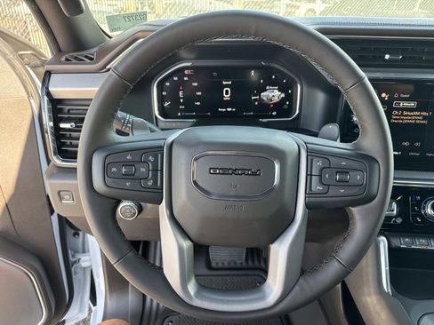 New 2026 GMC Sierra 1500 Denali AWD/4WD image 34