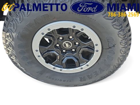 Used 2024 Ford Bronco Badlands AWD/4WD image 9