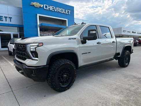 Used 2026 Chevrolet Silverado 2500 ZR2 w/ LPO, Dark Essentials Package AWD/4WD image 1