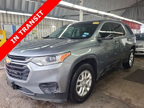 Used 2021 Chevrolet Traverse LS FWD image 1