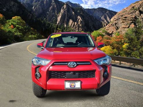 Used 2023 Toyota 4Runner SR5 Premium w/ SR5 Premium Package AWD/4WD image 6