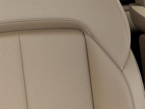 New 2026 Jeep Grand Cherokee L Limited w/ Luxury Tech Group II image 20