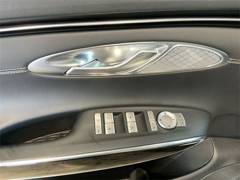 Used 2025 Genesis GV70 2.5T image 17