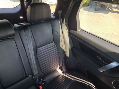Used 2021 Land Rover Discovery Sport S image 6