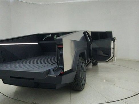 Used 2024 Tesla Cybertruck Cyberbeast image 69