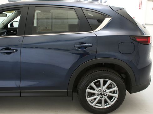 Used 2023 MAZDA CX-5 AWD 2.5 S w/ Select Package image 5