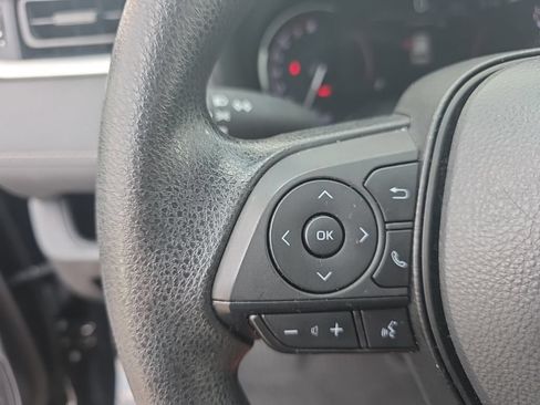 Used 2025 Toyota RAV4 LE FWD image 16