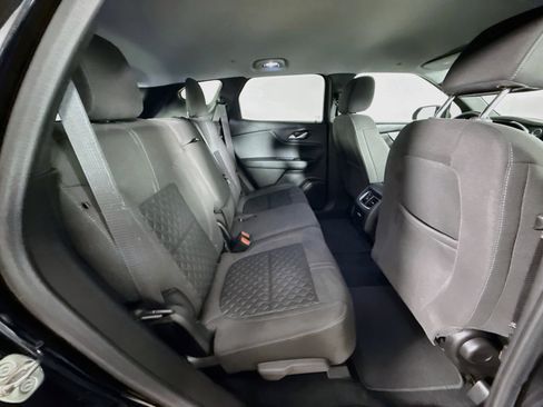 Used 2019 Chevrolet Blazer LT FWD image 32