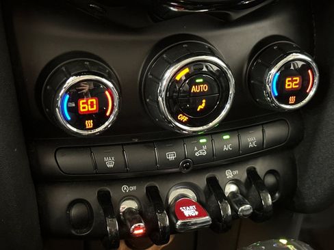 Used 2016 MINI Cooper 2-Door Hardtop FWD image 18