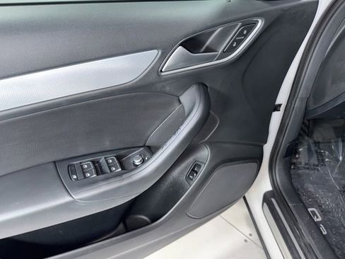 Used 2018 Audi Q3 2.0T Premium image 13