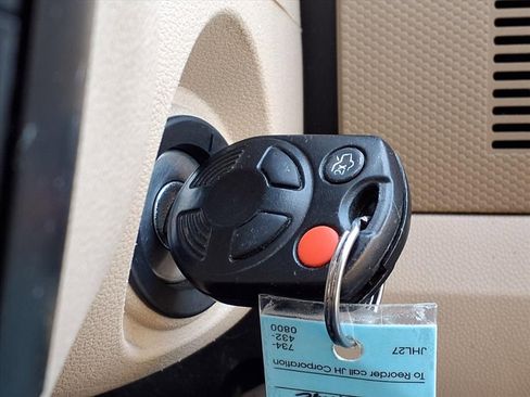 Used 2009 Ford Escape Limited image 26