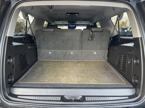 Used 2015 Cadillac Escalade ESV Premium image 52