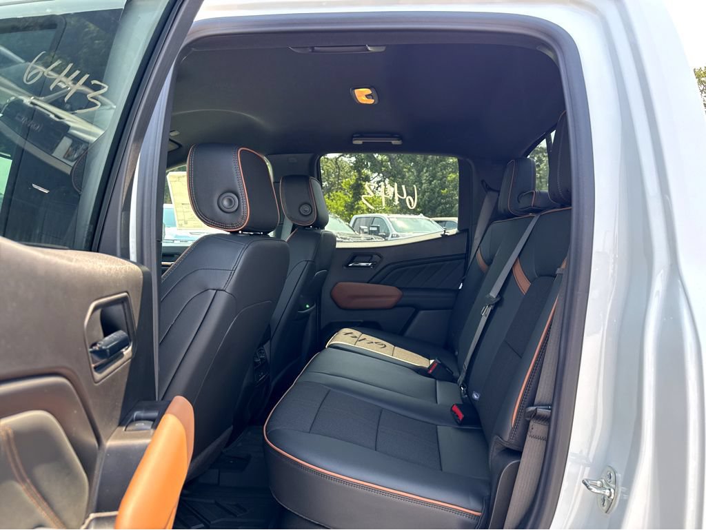 New 2026 GMC Canyon AT4 AWD/4WD image 7