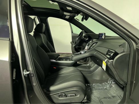 Used 2026 Acura RDX SH-AWD image 29