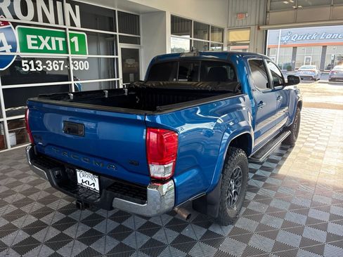 Used 2017 Toyota Tacoma SR5 w/ Tow Package AWD/4WD image 6