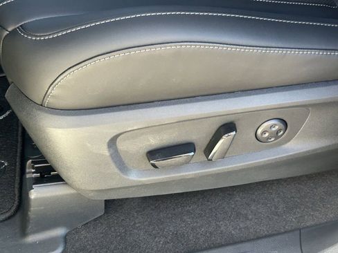 New 2026 INFINITI QX60 Luxe w/ Cargo Package image 23