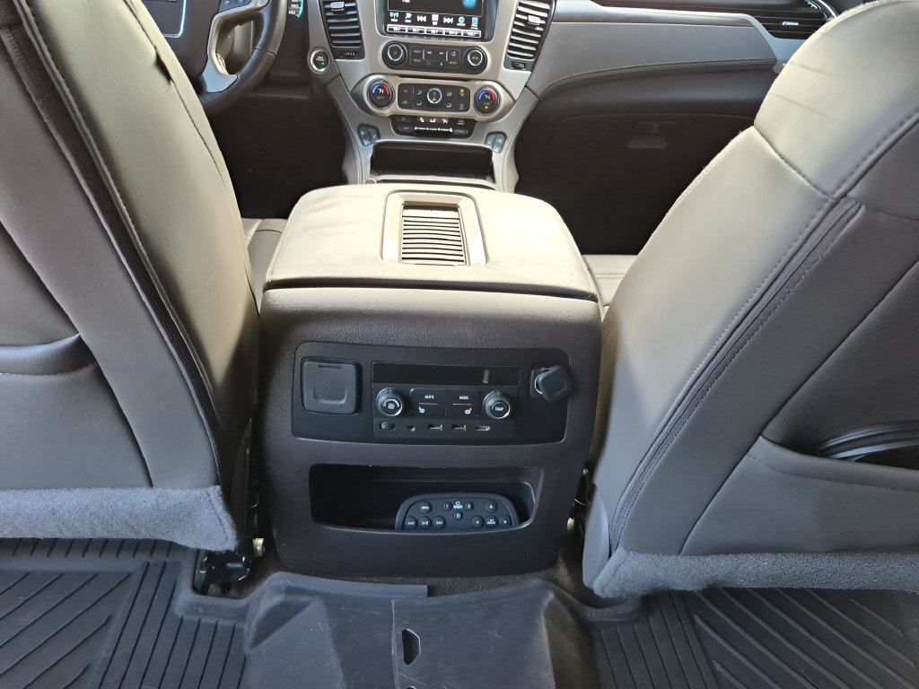 Used 2018 GMC Yukon Denali w/ Denali Ultimate Package RWD image 30