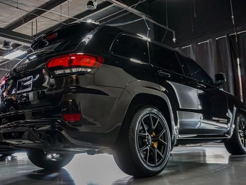 Used 2021 Jeep Grand Cherokee Trackhawk AWD/4WD image 6