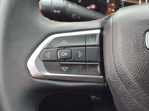 Used 2024 Jeep Compass Trailhawk AWD/4WD image 20