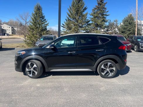 Used 2017 Hyundai Tucson Limited image 3