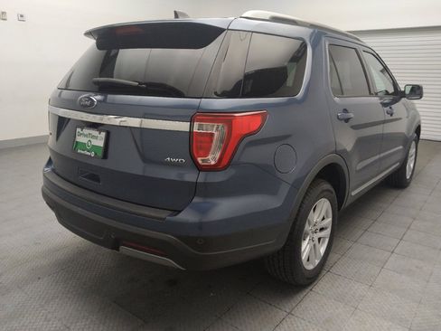 Used 2019 Ford Explorer XLT AWD/4WD image 9
