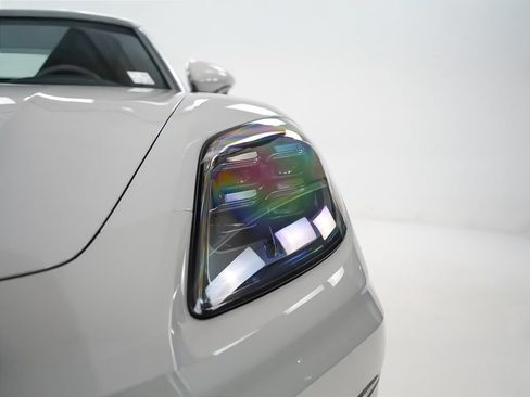 Certified 2025 Porsche Panamera 4 AWD/4WD image 6
