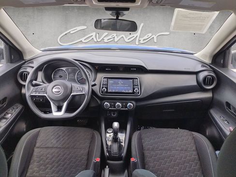 Used 2022 Nissan Kicks S FWD image 17