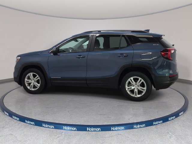 Used 2024 GMC Terrain SLE w/ Driver Convenience Package AWD/4WD image 9