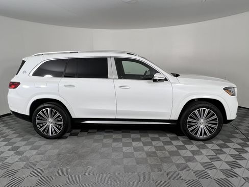 Certified 2026 Mercedes-Benz Maybach GLS 600 4MATIC image 14