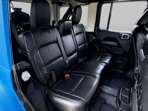 Used 2020 Jeep Wrangler Unlimited Rubicon AWD/4WD image 31