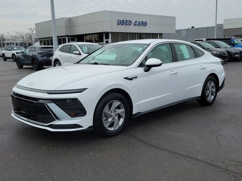 Used 2025 Hyundai Sonata SE image 8