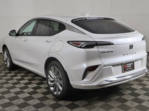 Used 2025 Buick Envista Avenir image 10