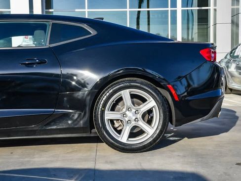 Used 2021 Chevrolet Camaro LT image 11