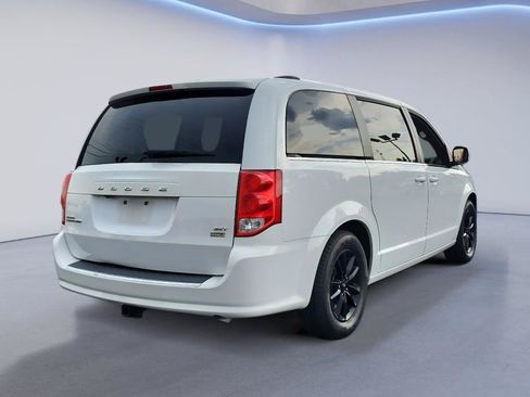 Used 2019 Dodge Grand Caravan SXT FWD image 6