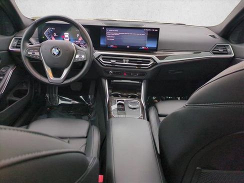 Used 2023 BMW 330i Sedan w/ Convenience Package image 19