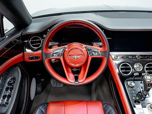 Used 2020 Bentley Continental GT image 61