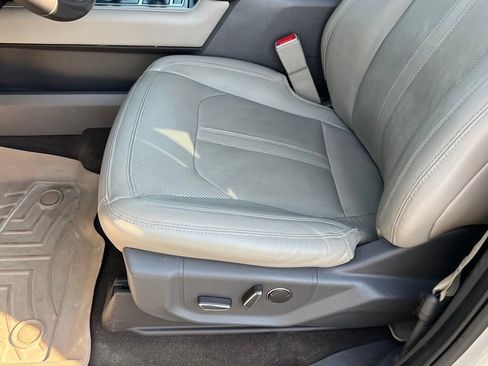 Used 2020 Ford Expedition Limited AWD/4WD image 28