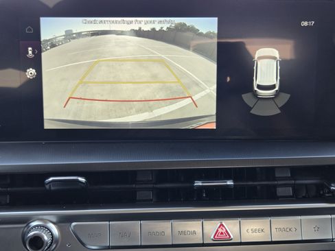 Used 2025 Kia Telluride S FWD image 14