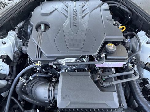 New 2026 Genesis G80 2.5T image 23