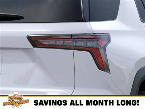 New 2026 Chevrolet Equinox LT w/ Convenience Package II image 11