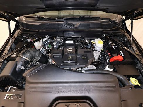 Used 2024 RAM 3500 Limited w/ Night Edition image 42